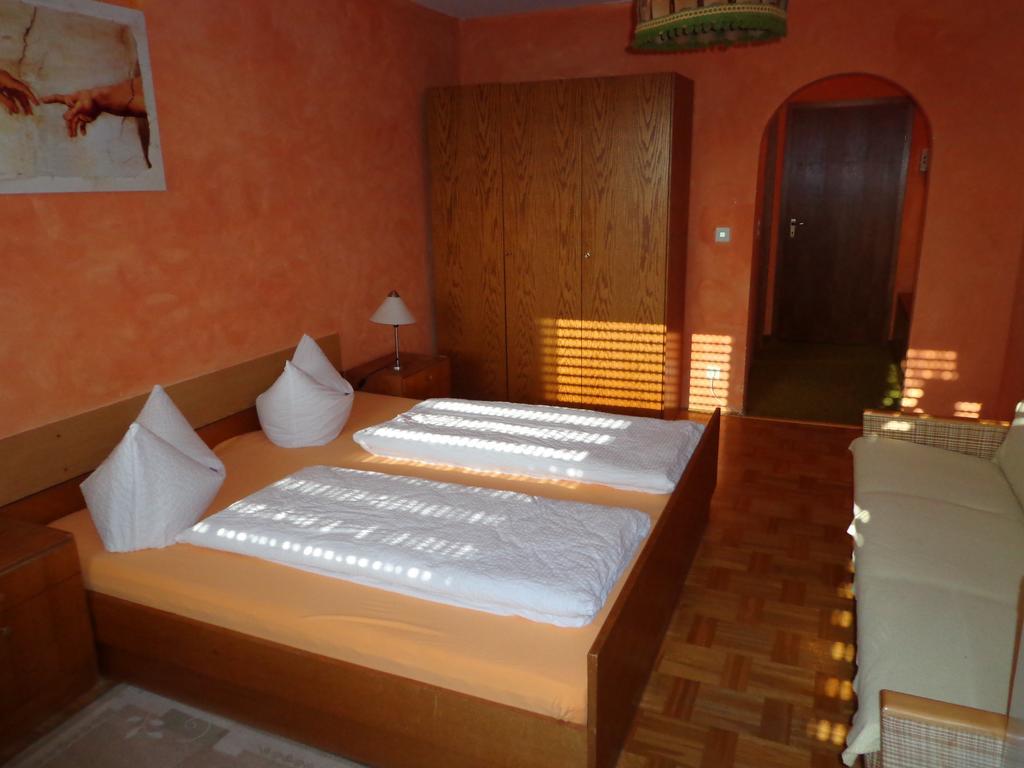 - Schamberger Hotel